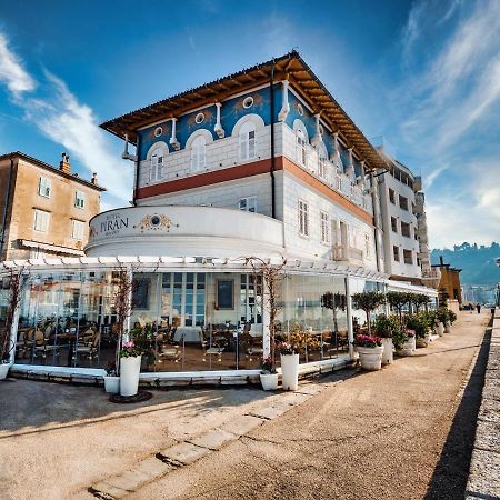 Hotel Piran Extérieur photo